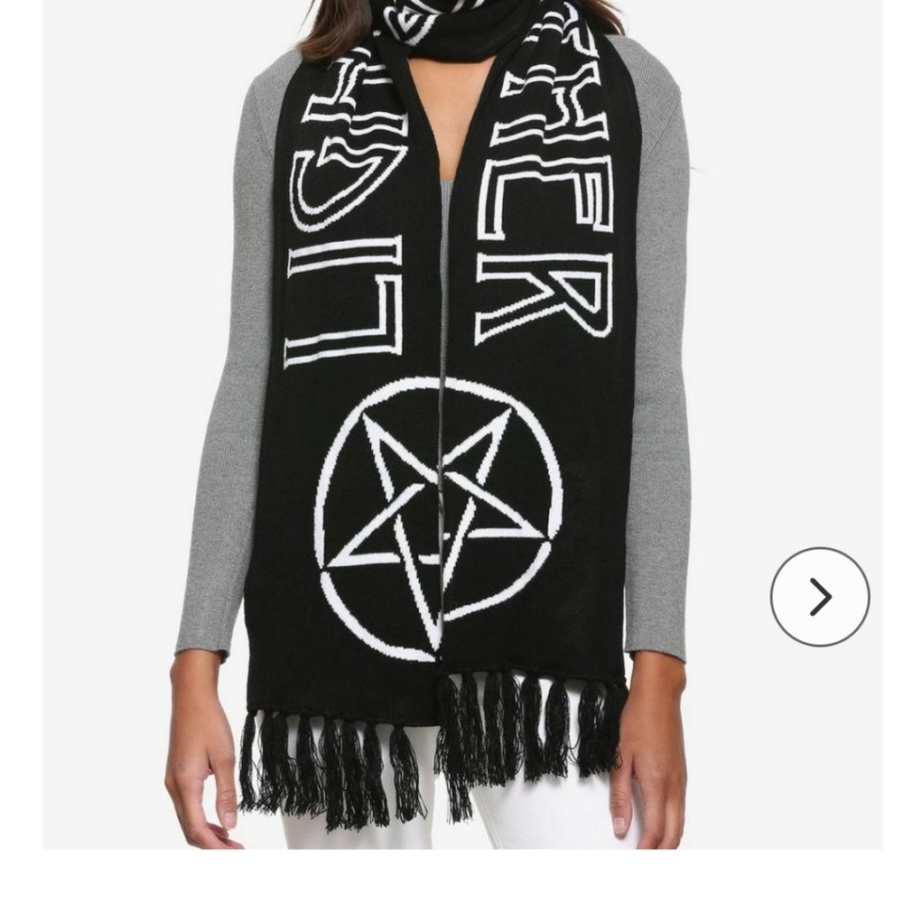 The craft light as a feather scarf